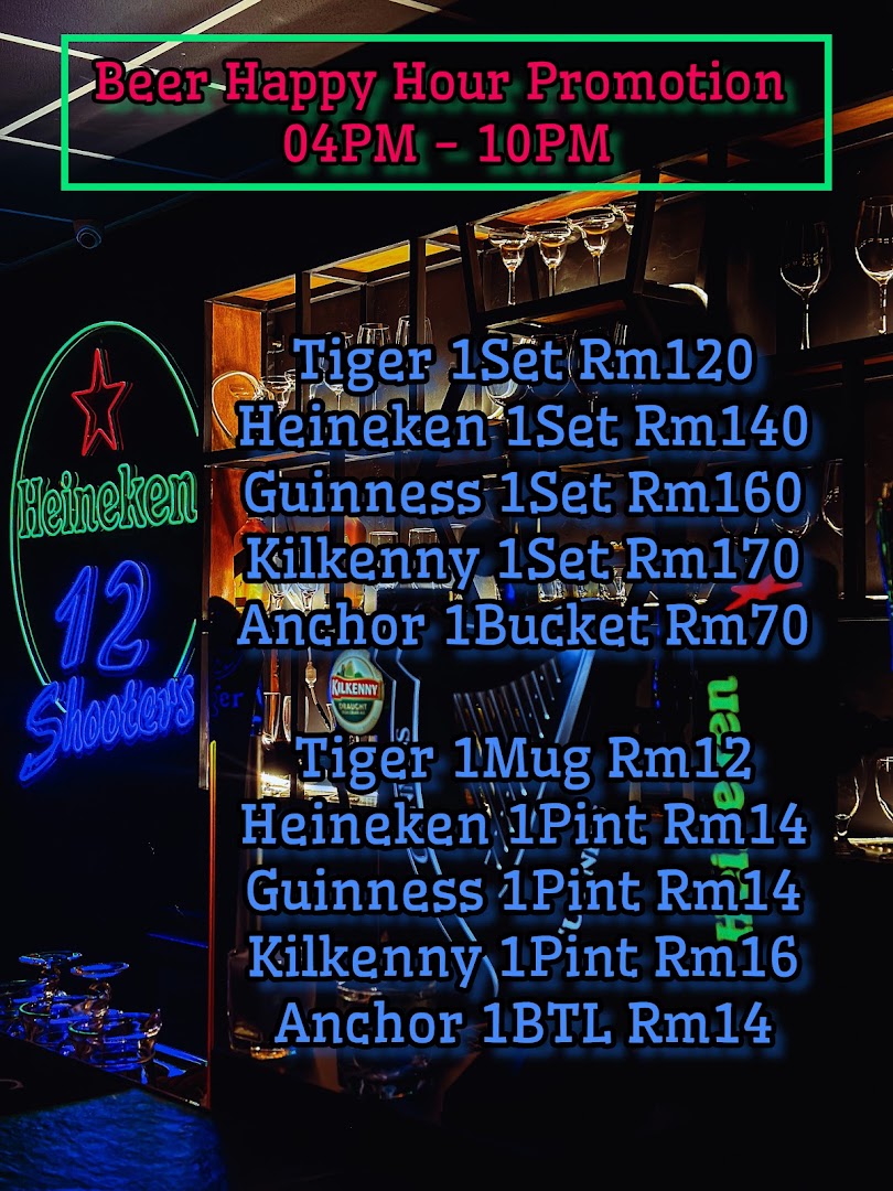 12 Shooters Cafe & Bar — photo 5