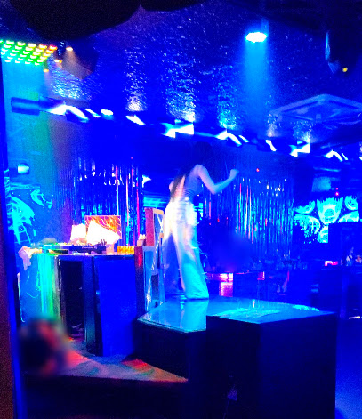 86 Club (Pub, Bar)