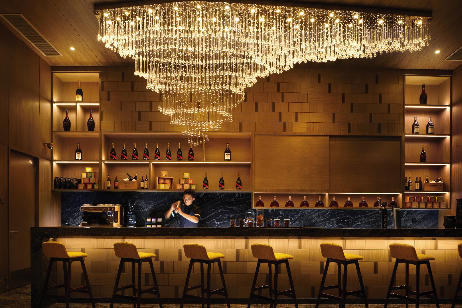 Axis Lounge @ DoubleTree by Hilton Shah Alam i-City — photo 2