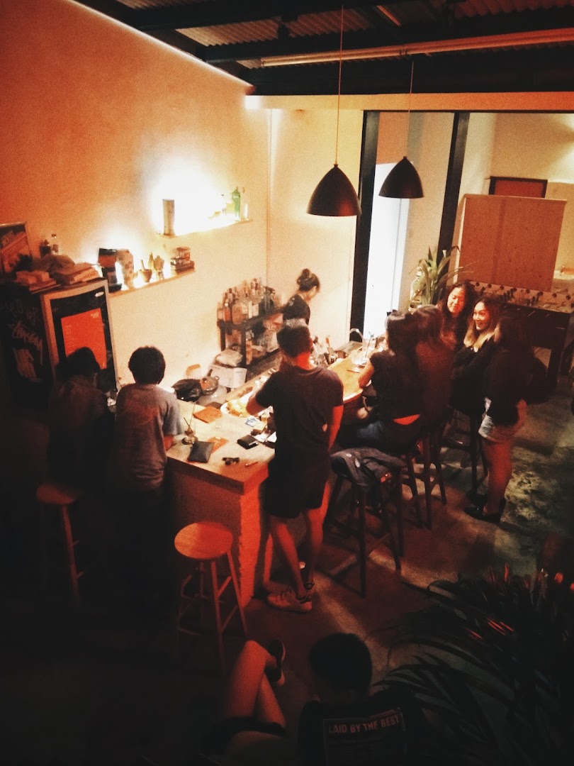 Backdoor Bodega — photo 2