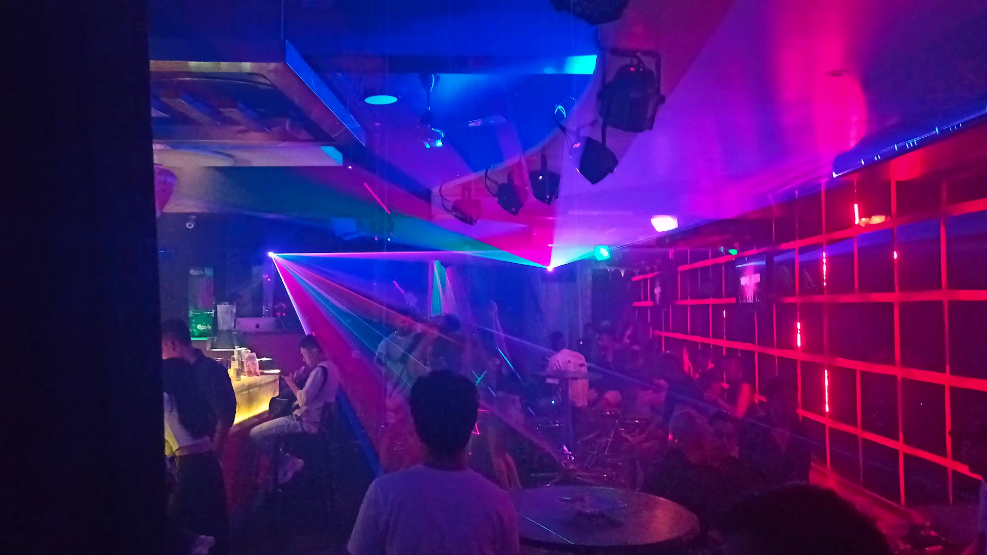 BlueBoy Pub & Restaurant — photo 3