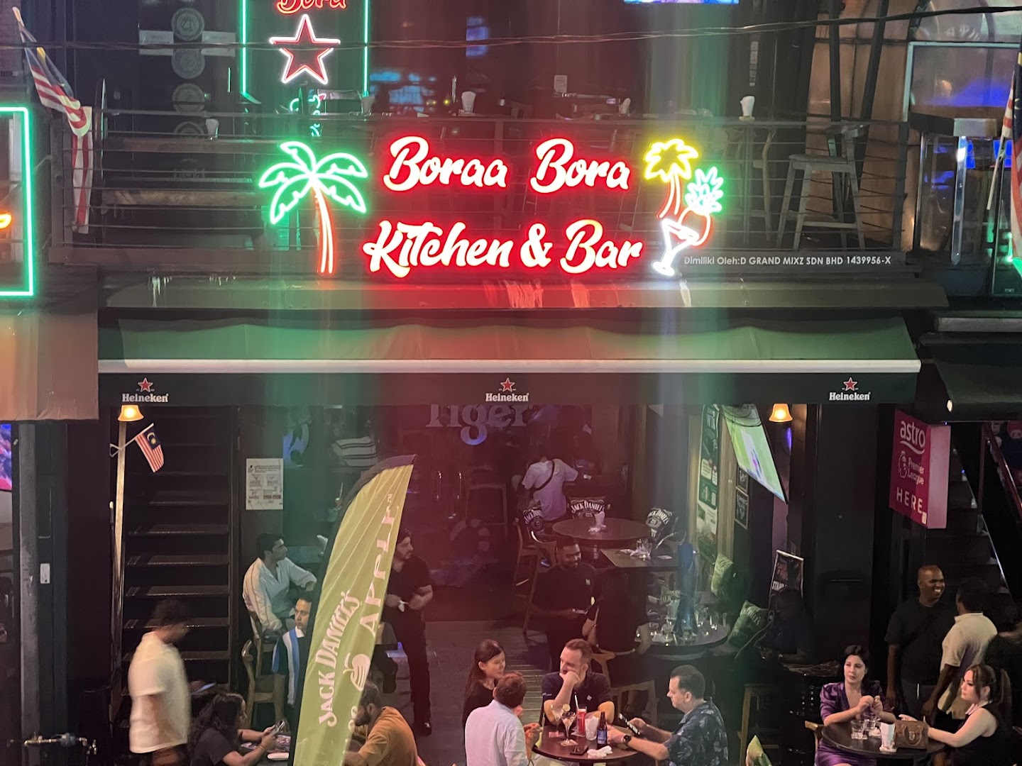 Boraa Bora Kitchen & Bar — photo 5