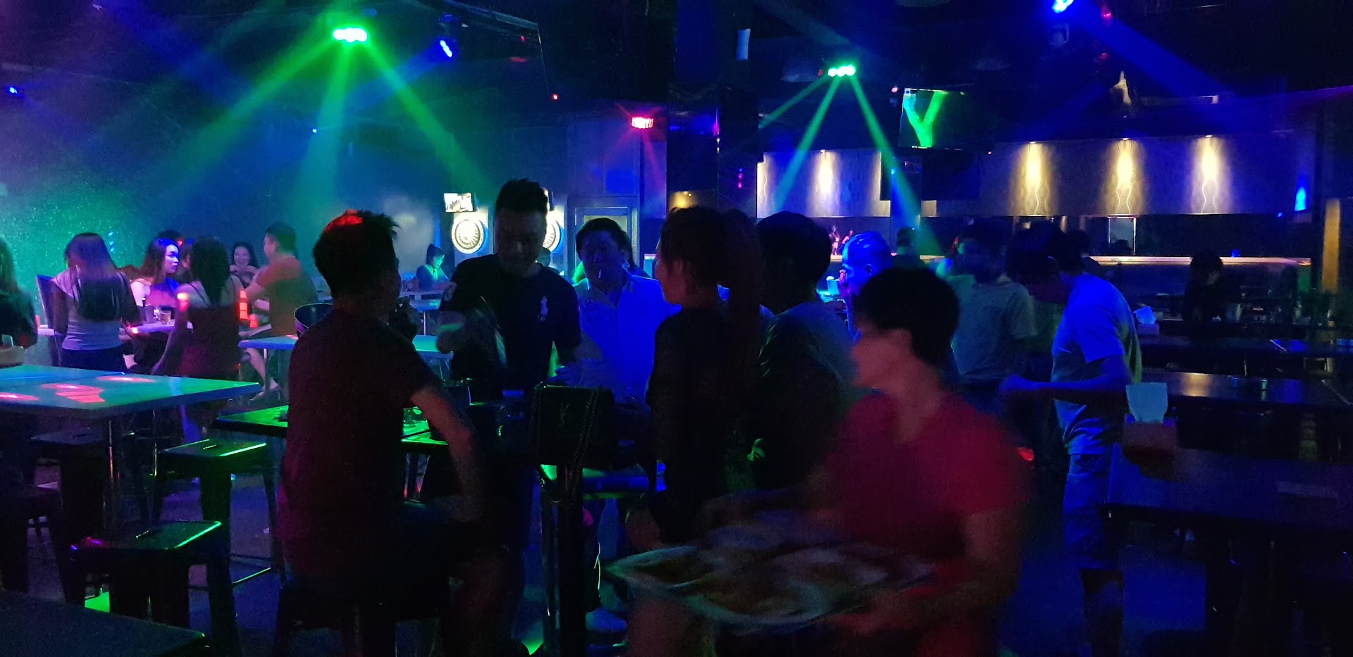 CLUB 26 — photo 4