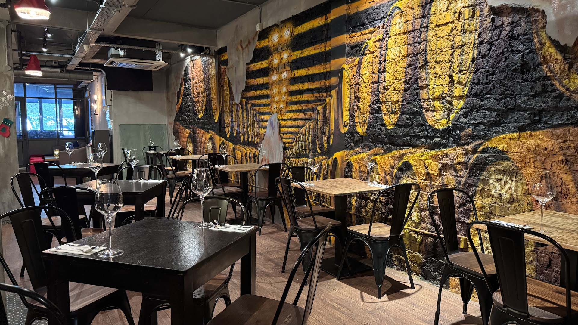 Corks Out Subang Jaya — photo 2