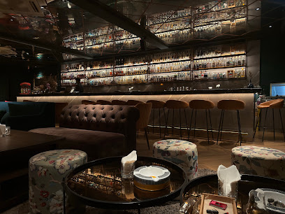 DARK TTDI (Whisky & Cigar Bar)