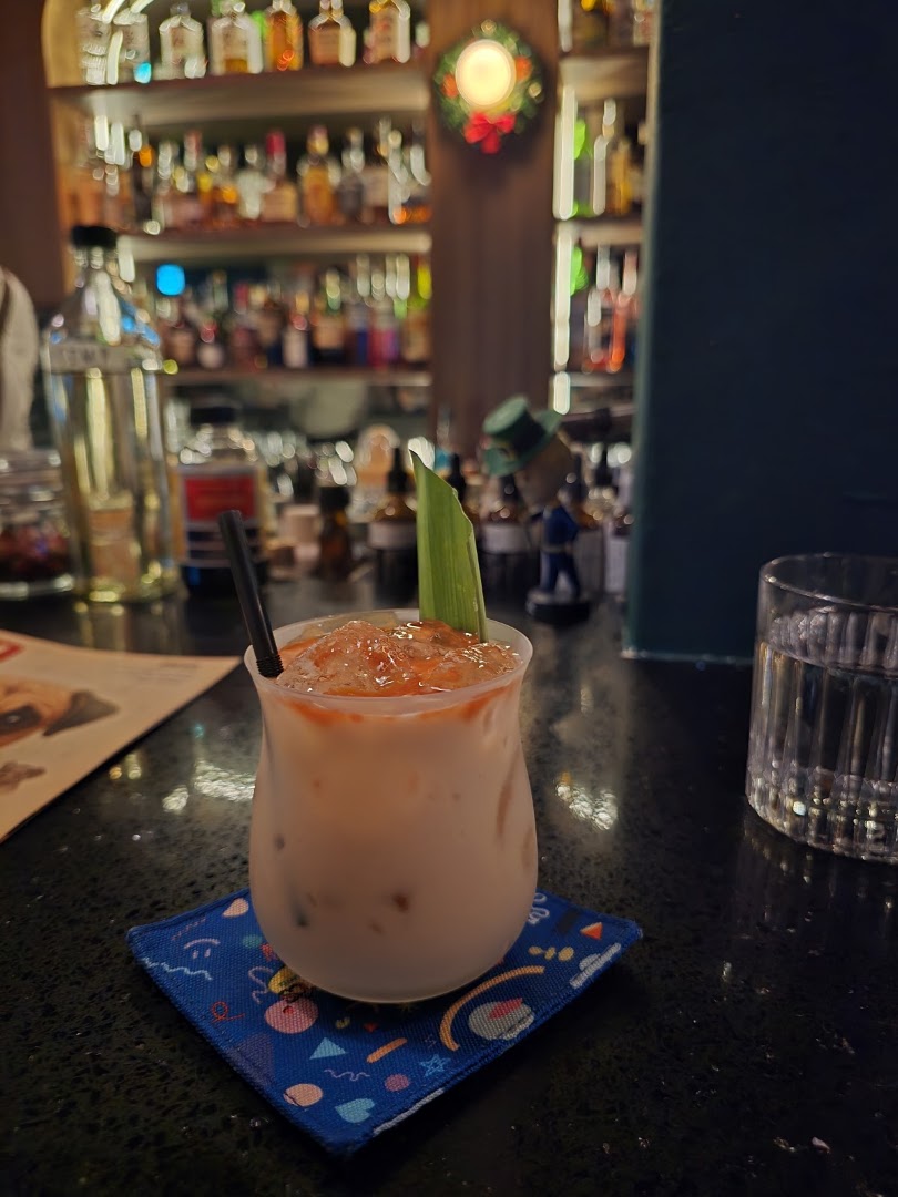 Dear Hearts and Chilled Spirits — photo 4