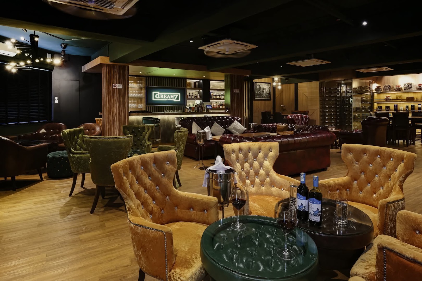 dREAMZ LOUNGE • PUCHONG — photo 4