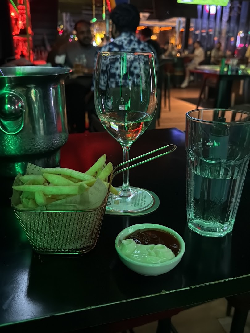 Esplanade Sports Bar & kitchen — photo 5