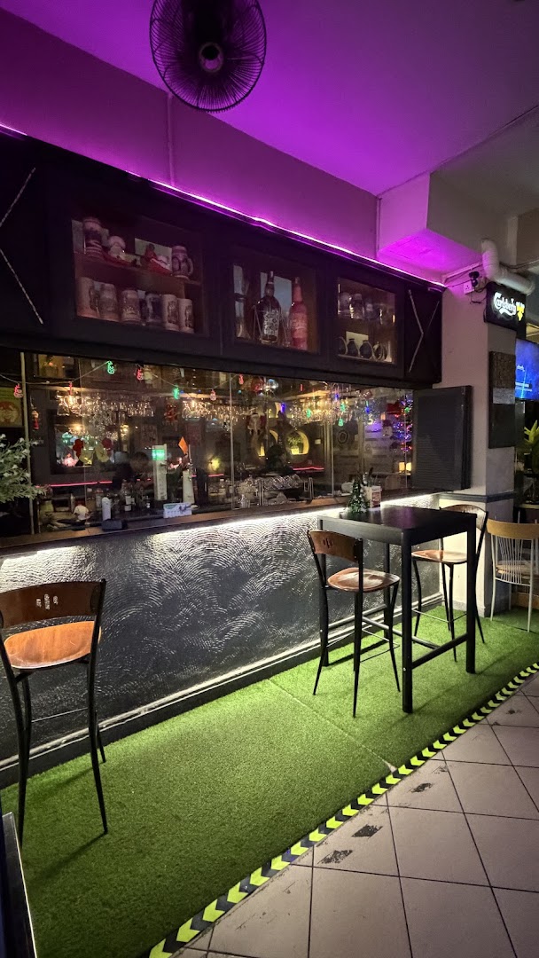 G Six Riana Pub and Cafe — photo 2