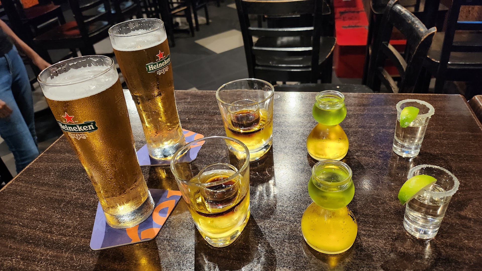 Hangover bar — photo 4