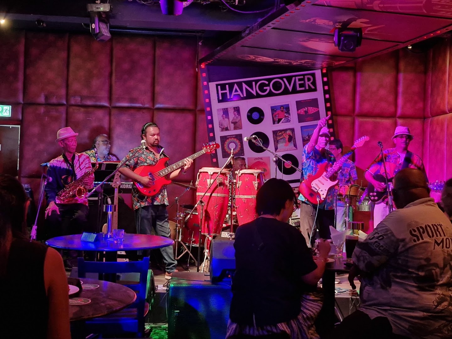 Hangover bar — photo 5