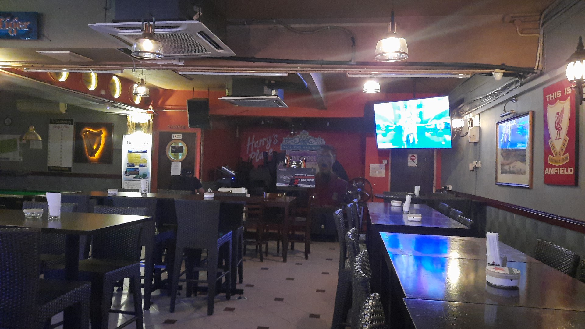 Harry's Place — photo 2