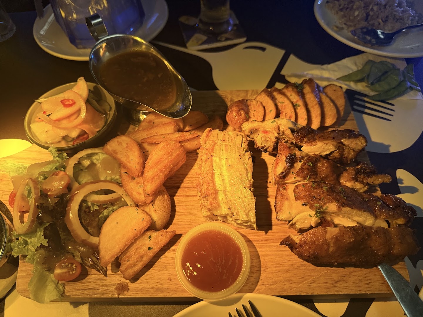 Jiu Bar & Restaurant • Jiu Guan | 蒲种九吧x酒馆 — photo 4