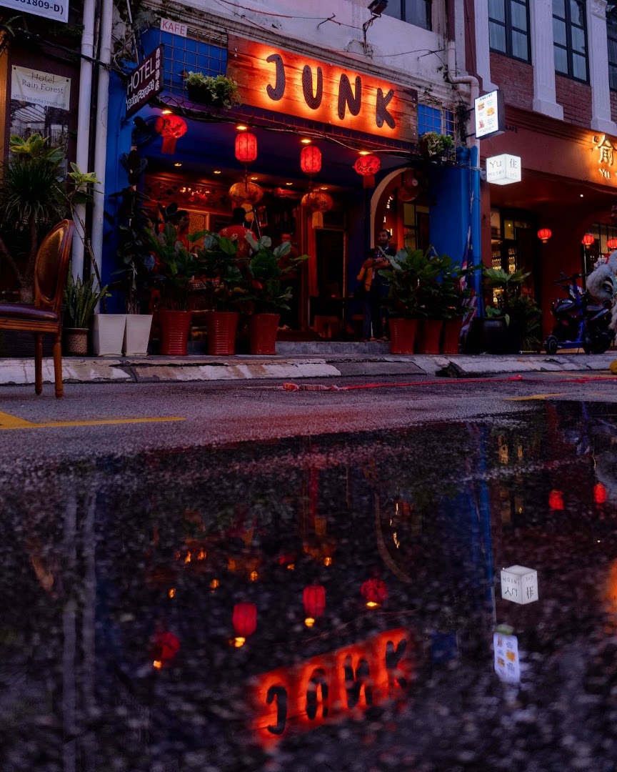 Junk Cafe @ Chinatown KL — photo 2
