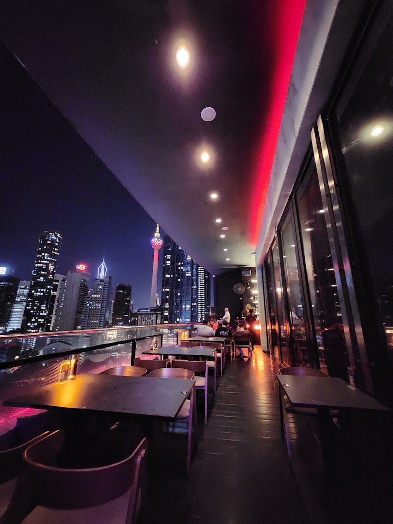 Le Qielli Lounge & Bar KL — photo 5