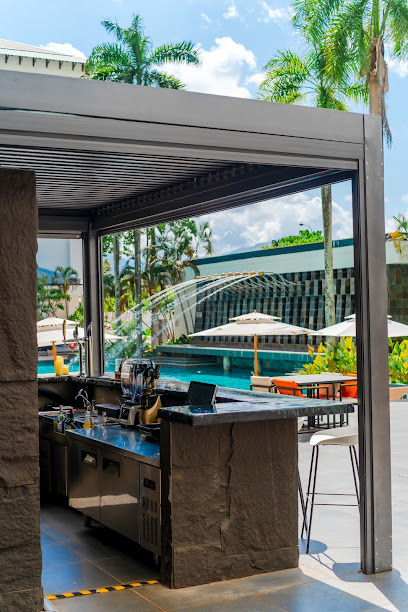 Long Beach Pool & Bar