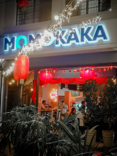Momokaka