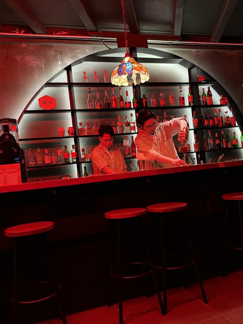 No Bar Here — photo 4