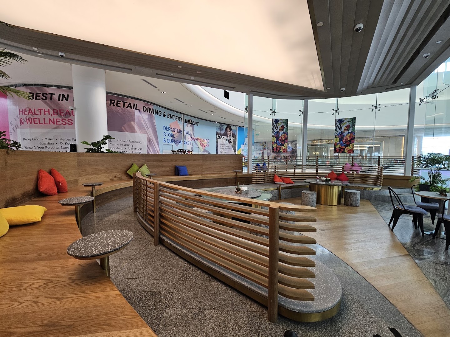 Pavilion Privileges Members' Lounge — photo 5