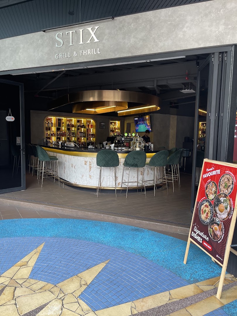 STIX Bar & Grill — photo 2