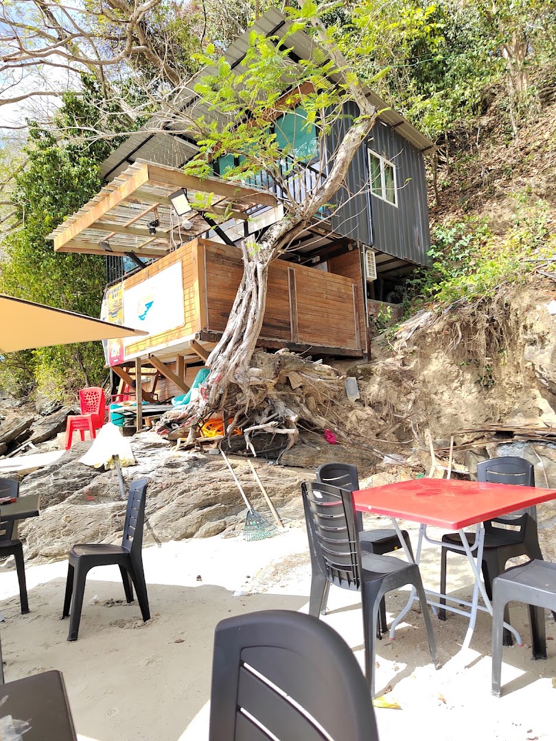 Sunset Bar — photo 2