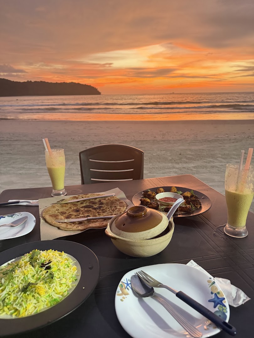 Sunset Bar — photo 4