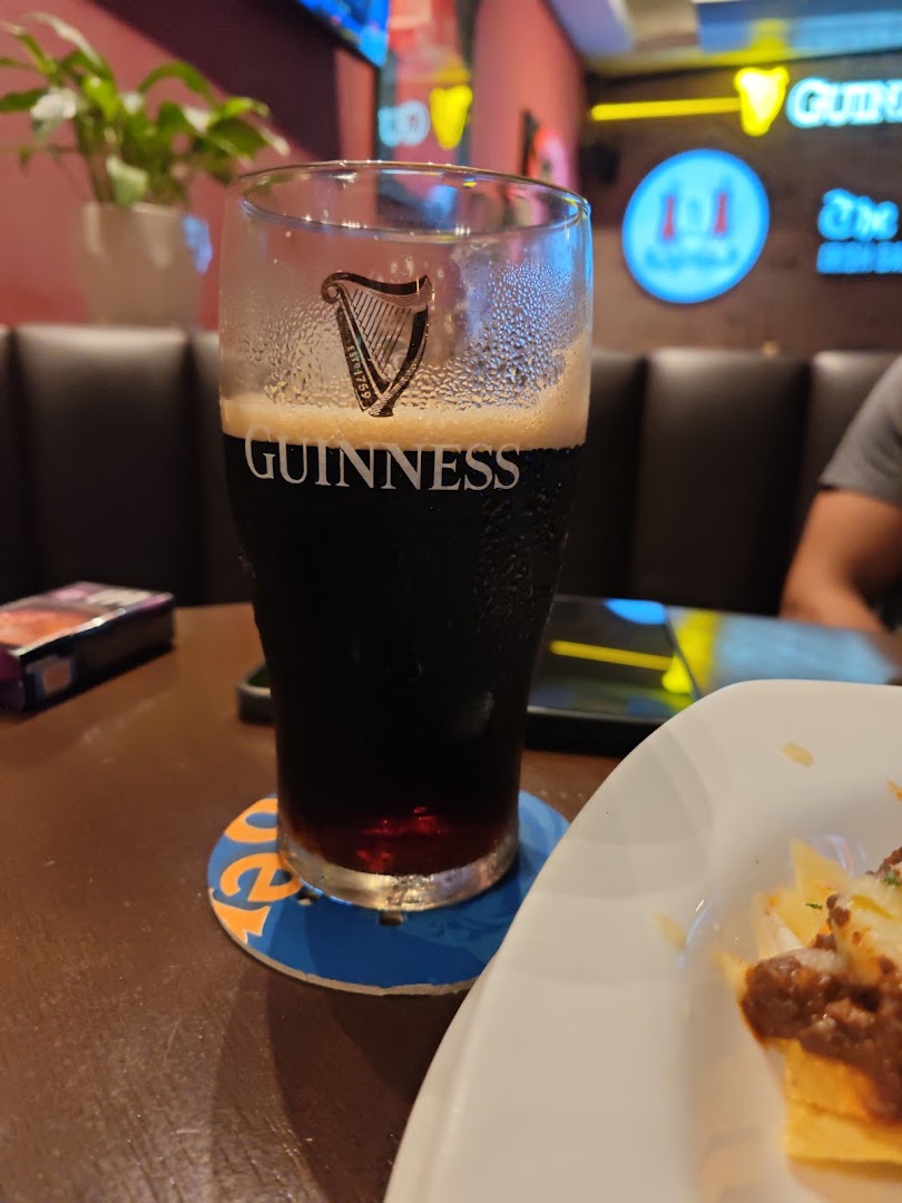The Corkman Irish Bar & Restaurant — photo 5
