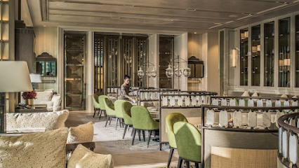 The Lounge at Four Seasons