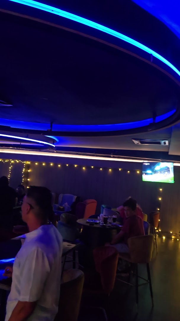 Three Fellas Sports Bar & Lounge — photo 3