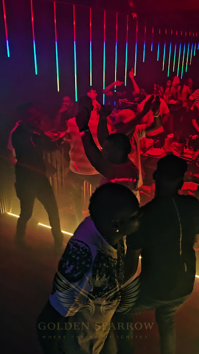 YAஷ்NIGHTCLUB